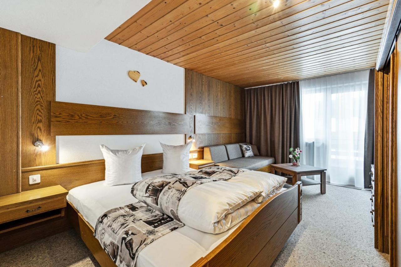 Haus Derby Apartment Samnaun Bagian luar foto