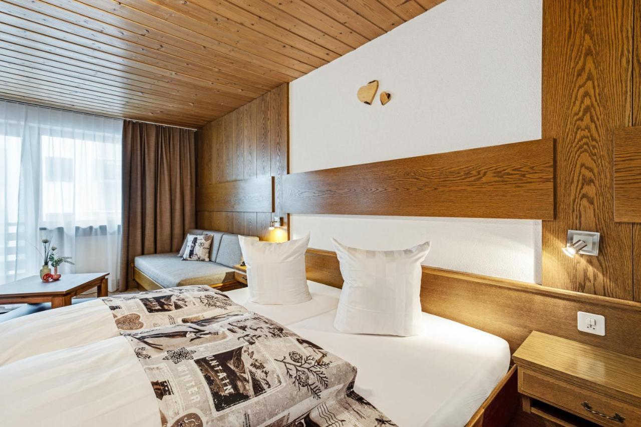 Haus Derby Apartment Samnaun Bagian luar foto